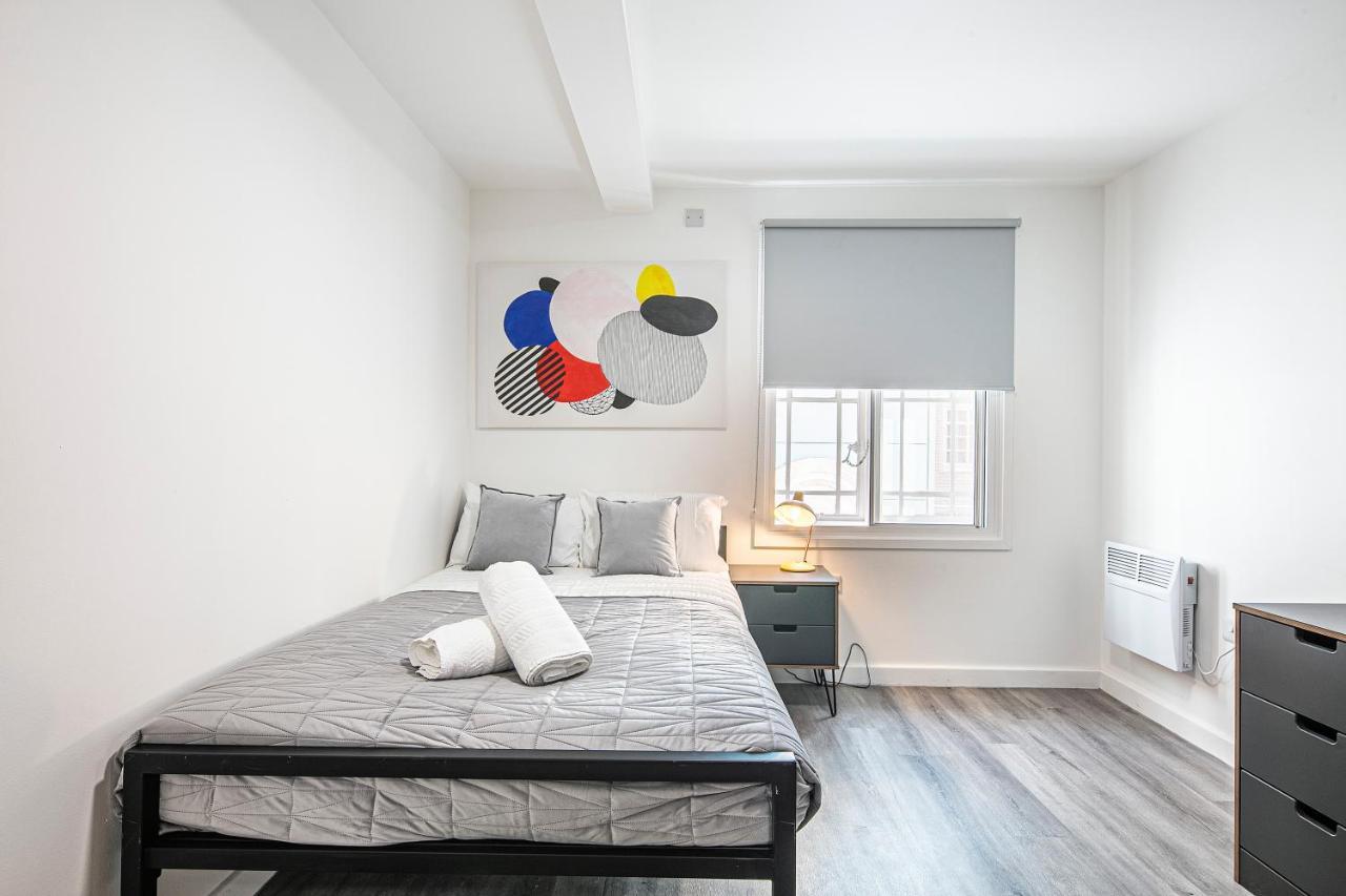 Phoenix Court By Resify *